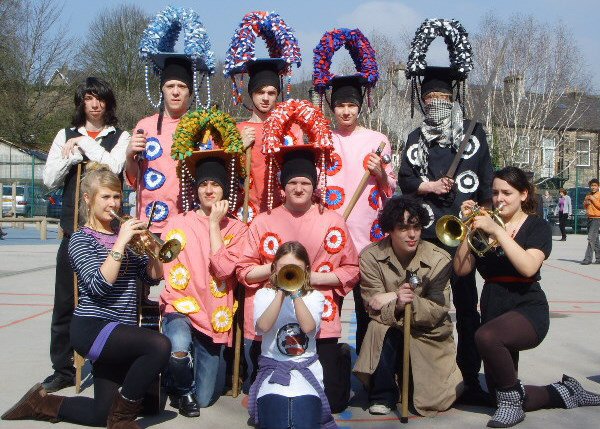 Official group photograph of the Midgley Pace Eggers, 2009